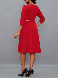 Women Neckline Dress with Belt 3/4 Sleeve